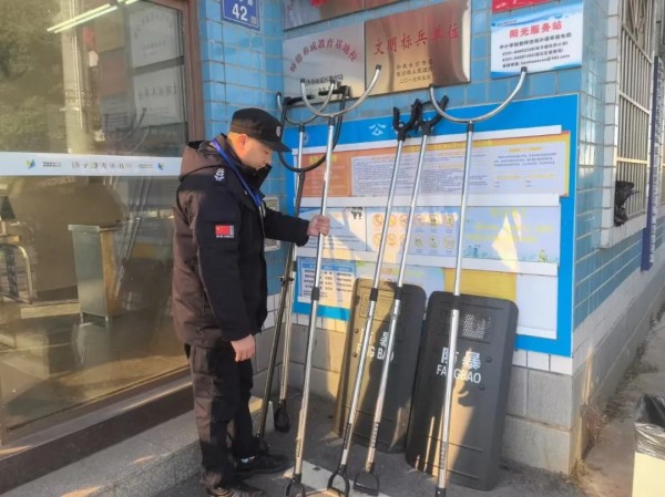 長沙紅光保安服務(wù)有限公司,長沙安保服務(wù),長沙安全服務(wù),長沙非武裝押運(yùn),勞務(wù)派遣服務(wù)