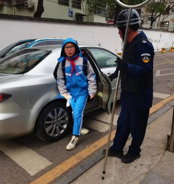 長沙紅光保安服務(wù)有限公司,長沙安保服務(wù),長沙安全服務(wù),長沙非武裝押運(yùn),勞務(wù)派遣服務(wù)